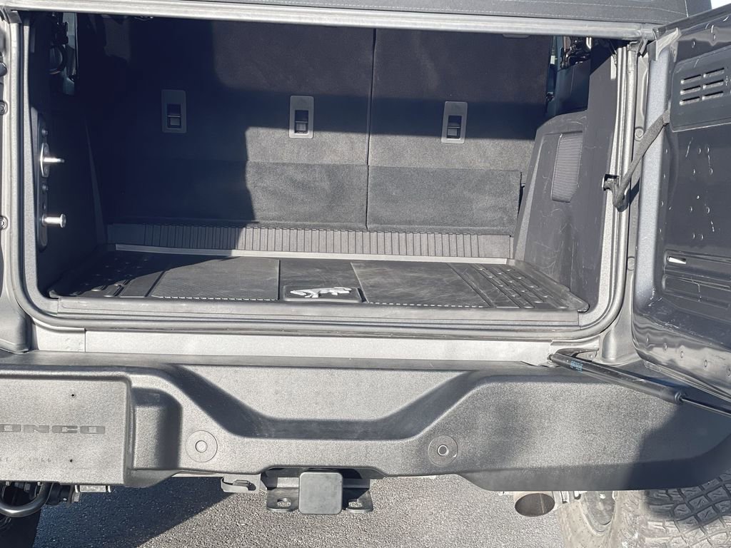 Used 2023 Ford Bronco Wildtrak image 32