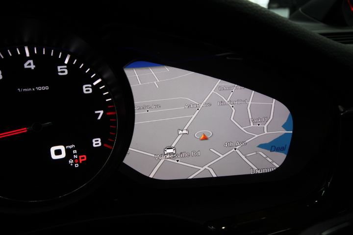 Used 2018 Porsche Panamera 4S image 18