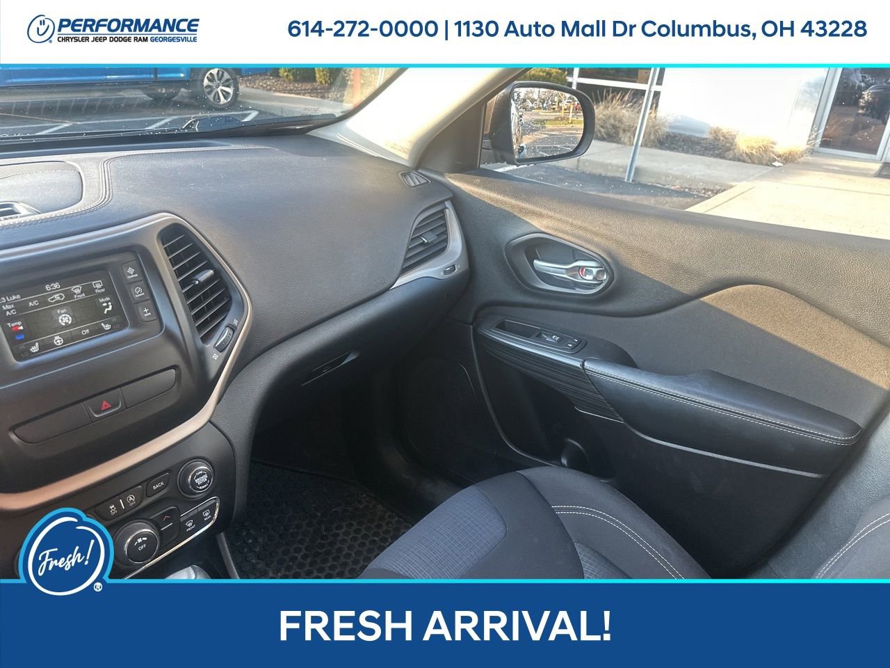 Used 2016 Jeep Cherokee Latitude w/ Cold Weather Group image 25