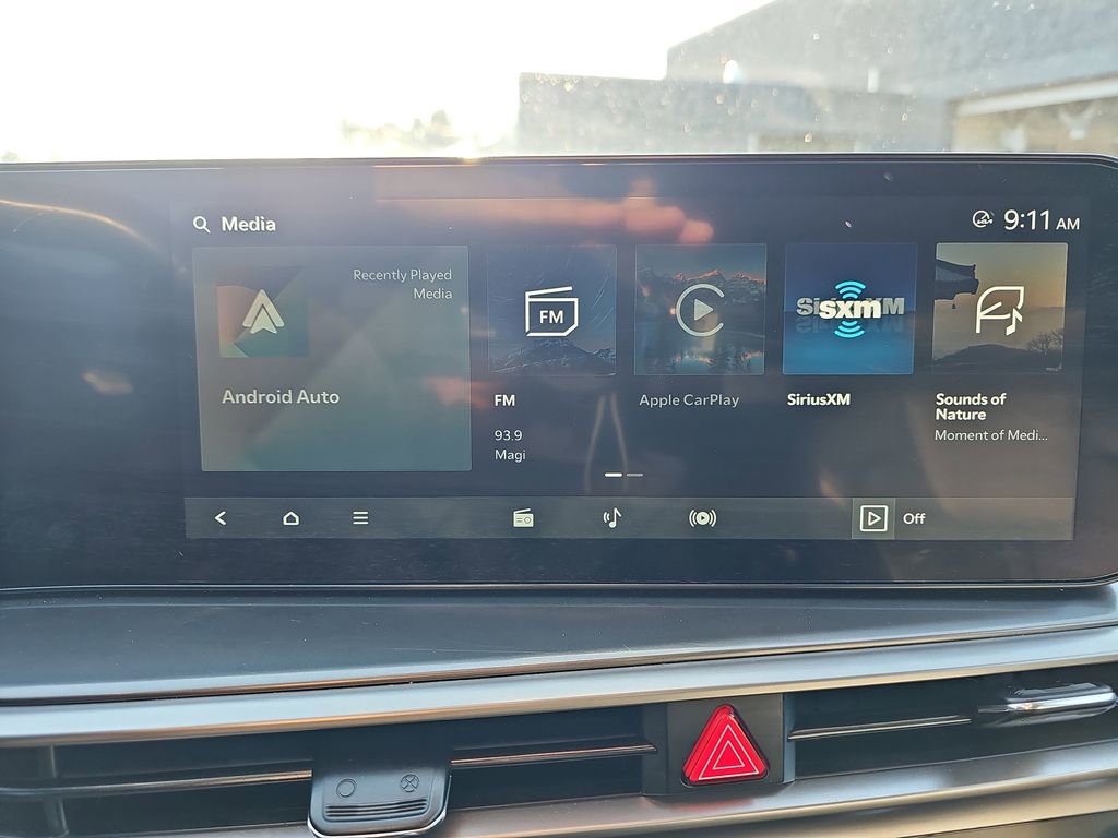 Used 2024 Kia Sorento S image 25