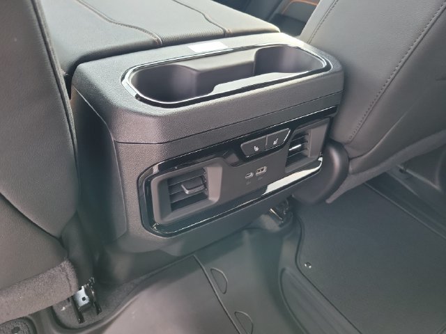 New 2026 GMC Sierra 1500 AT4 w/ AT4 Premium Package AWD/4WD image 9