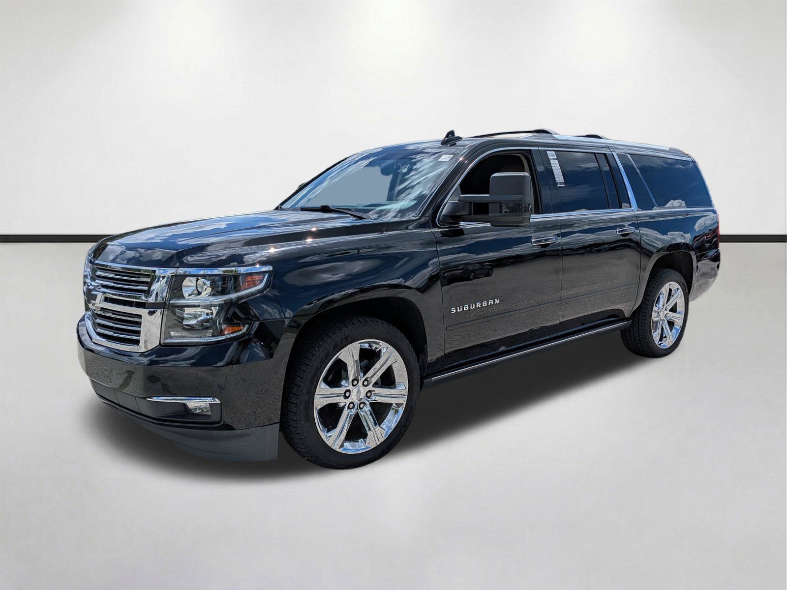 Used 2019 Chevrolet Suburban Premier AWD/4WD image 8