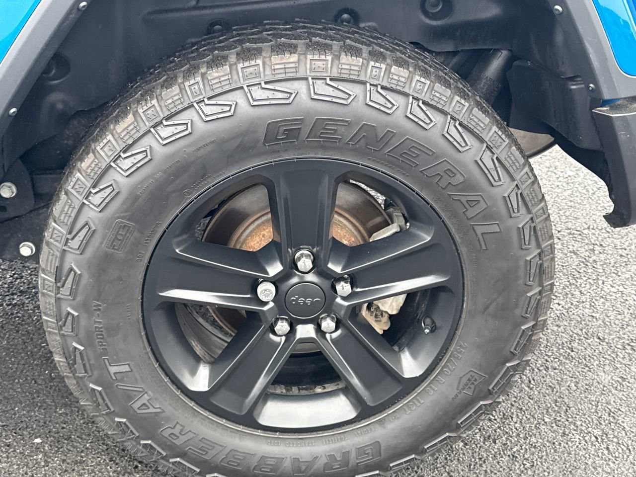 Used 2023 Jeep Wrangler Sahara w/ LED Lighting Group image 11