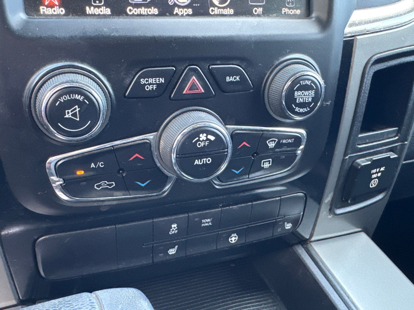 Used 2013 RAM 1500 Sport w/ Sport Premium Group image 26