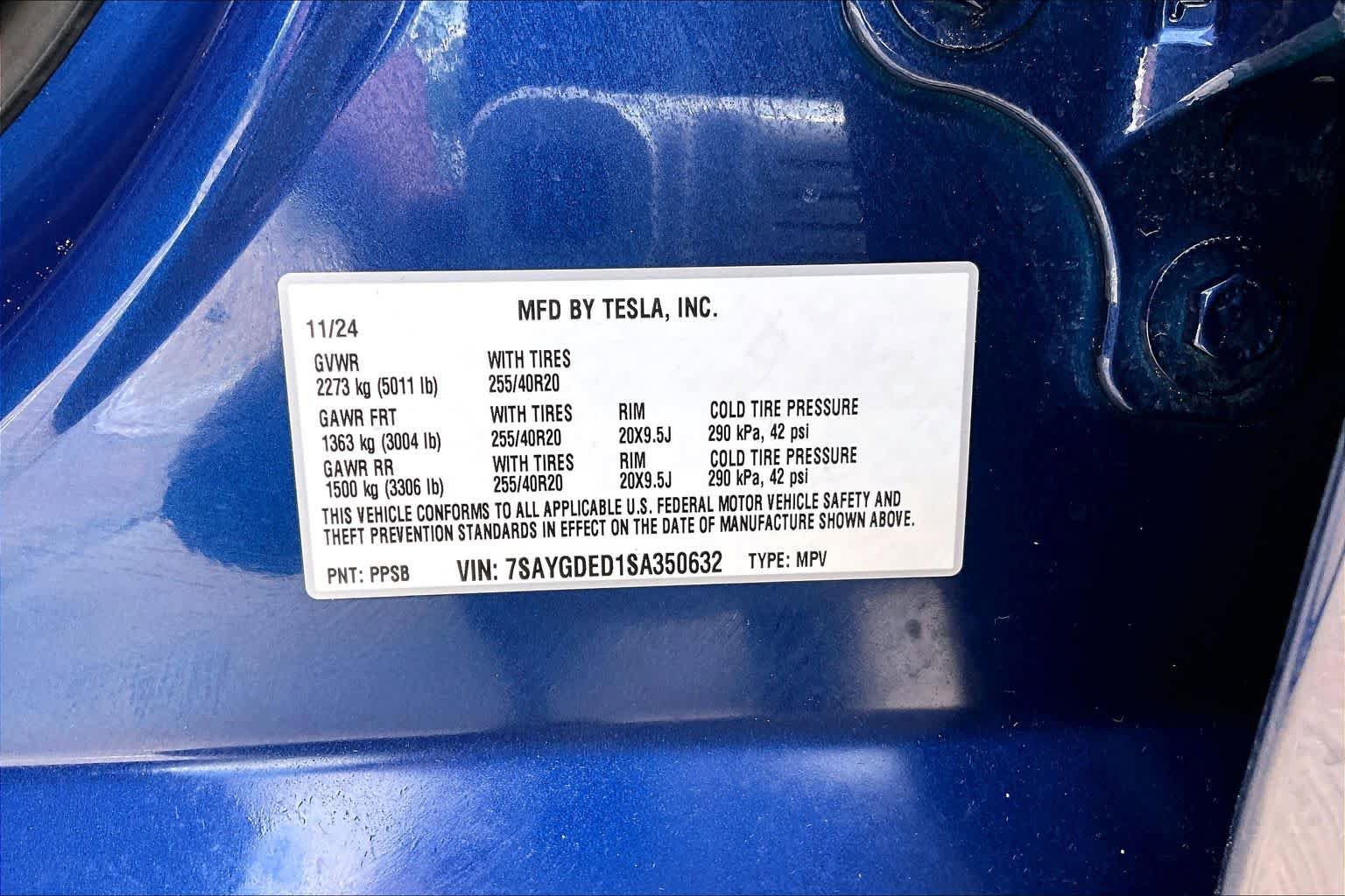 Used 2025 Tesla Model Y Long Range RWD image 34