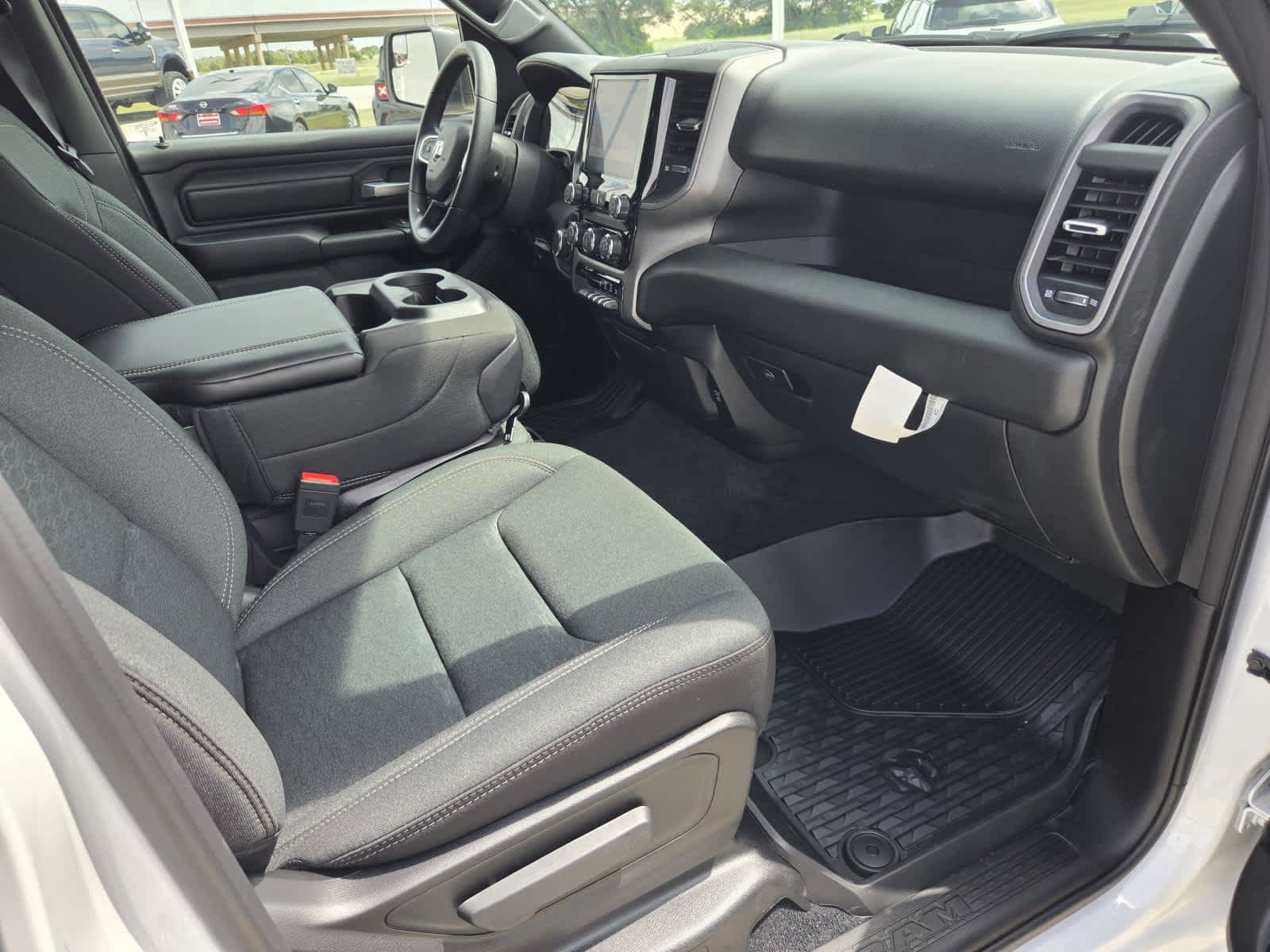 New 2026 RAM 1500 Warlock AWD/4WD image 9