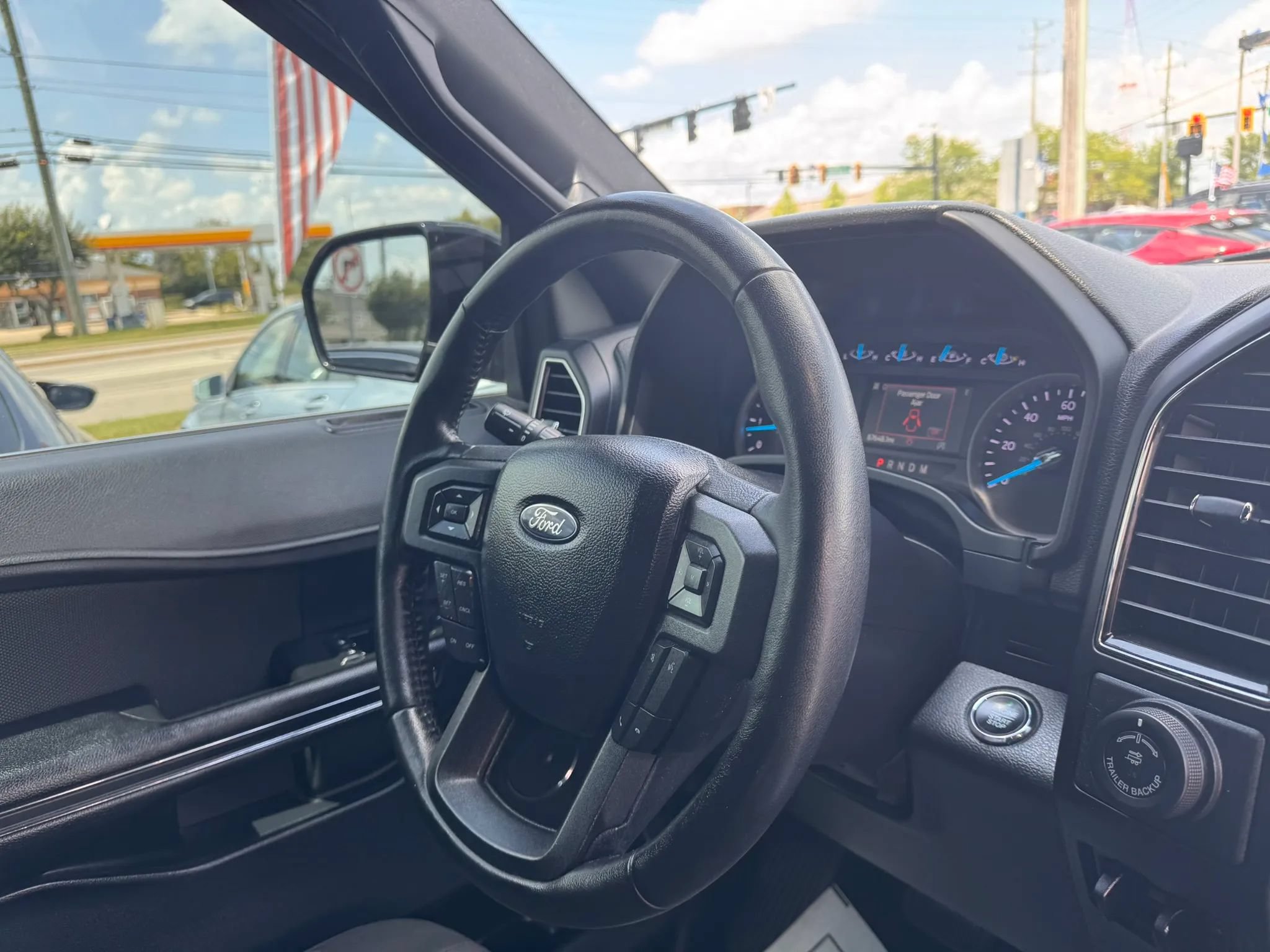 Used 2021 Ford Expedition XL AWD/4WD image 34