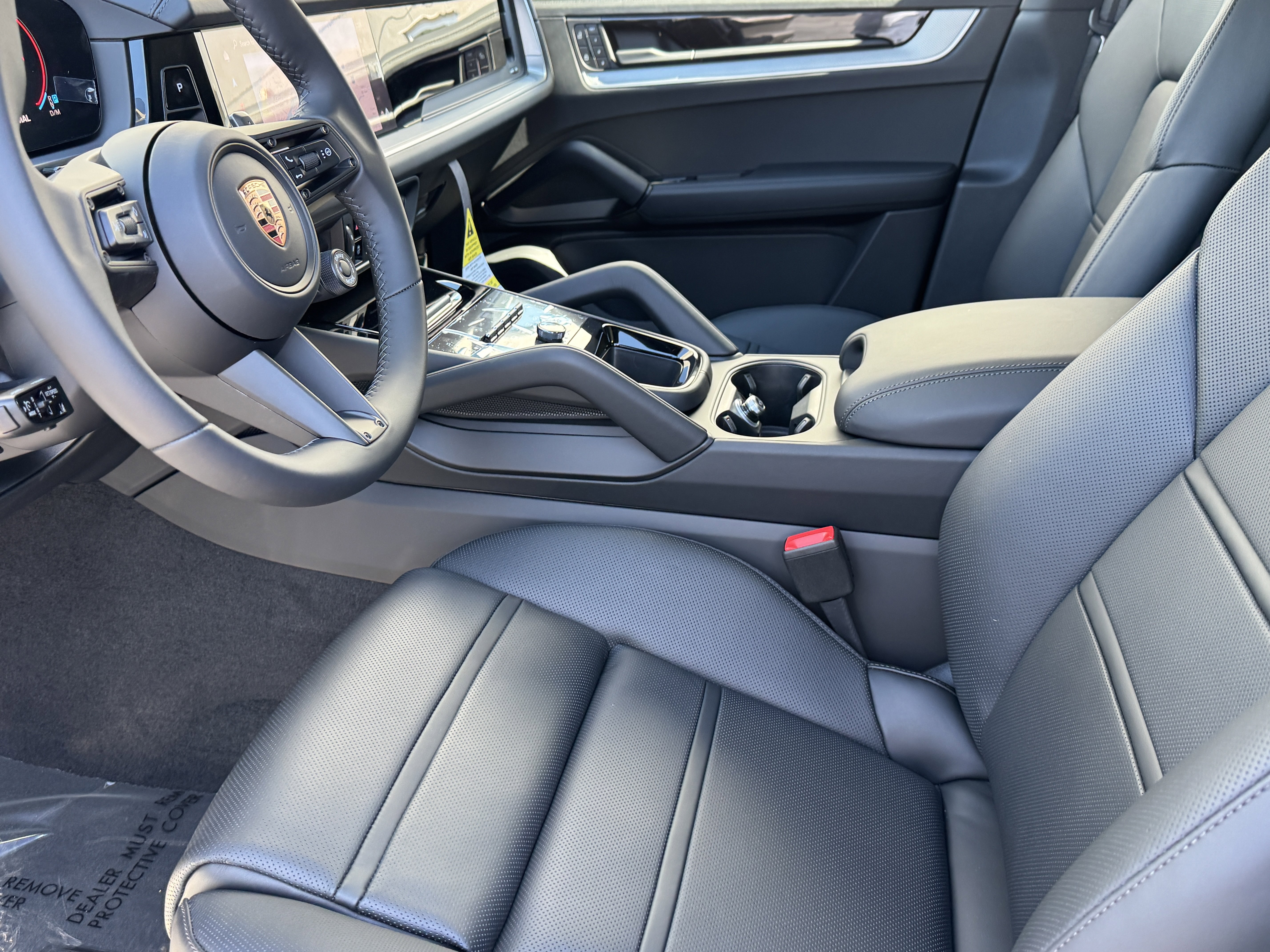 New 2026 Porsche Cayenne Coupe image 4