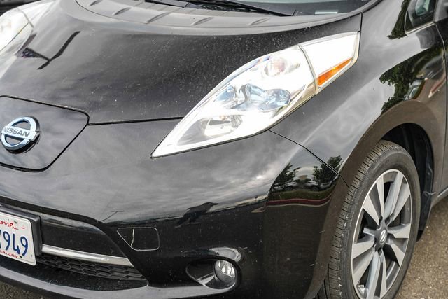 Used 2017 Nissan Leaf SL w/ Premium Package image 10