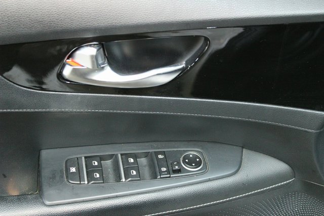 Used 2019 Kia Forte S w/ S Premium Package image 15