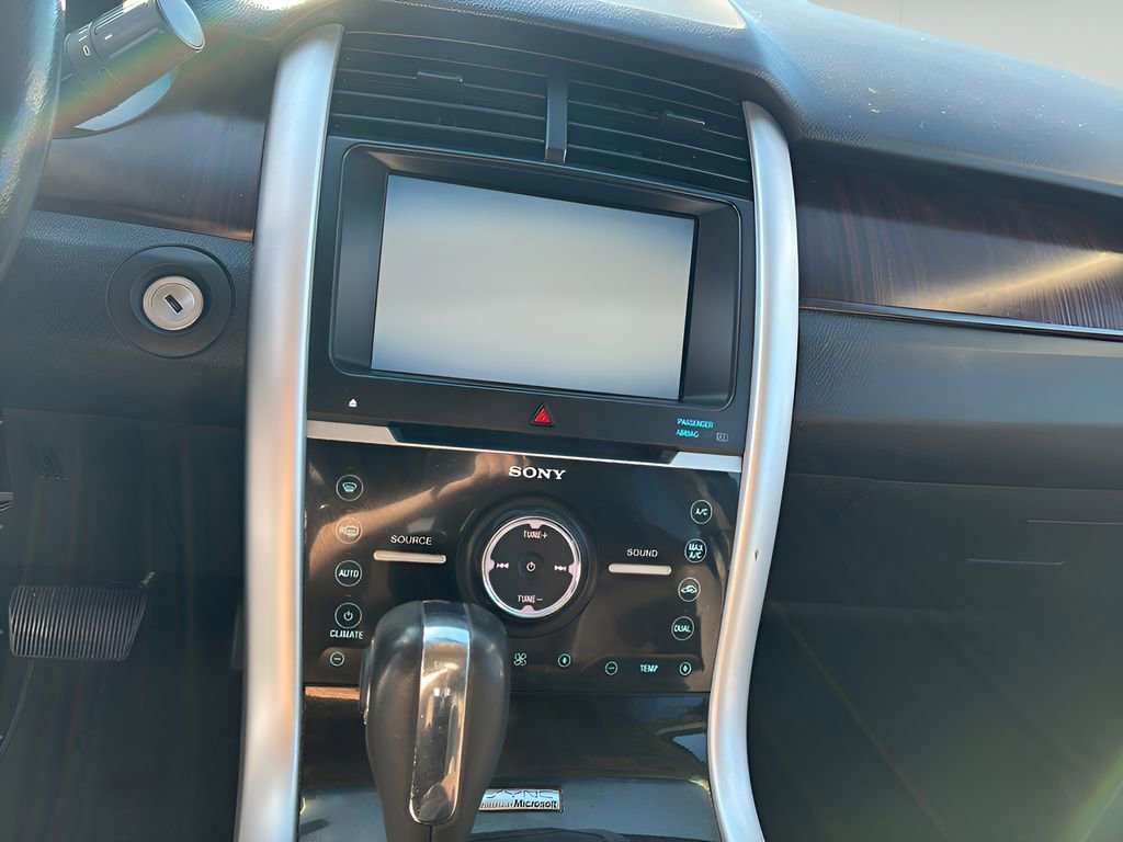 Used 2013 Ford Edge Limited AWD/4WD image 12