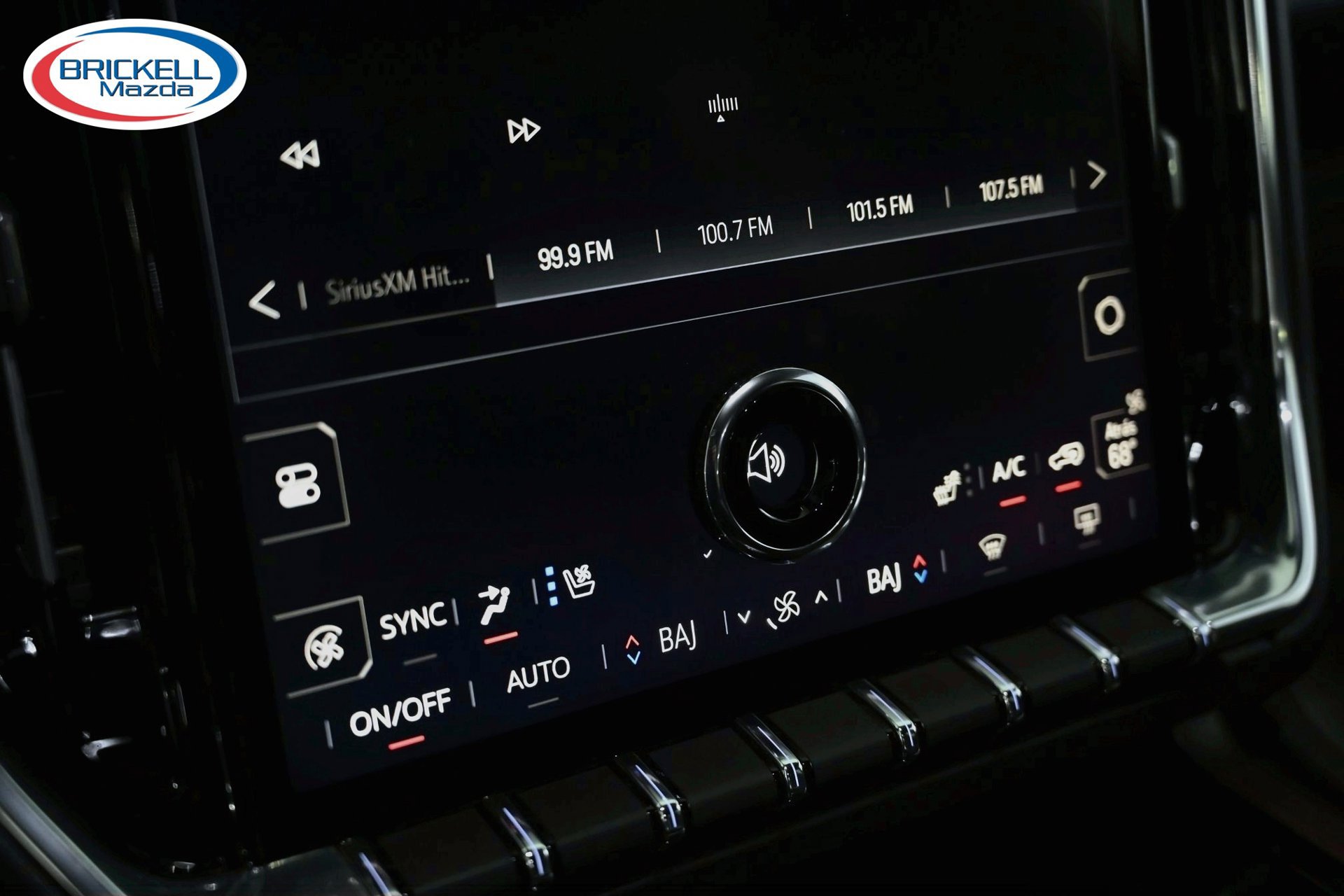 Used 2025 GMC Yukon Denali AWD/4WD image 31