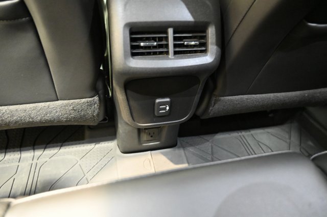 Used 2021 Chevrolet Equinox Premier w/ LPO, Floor Liner Package image 23