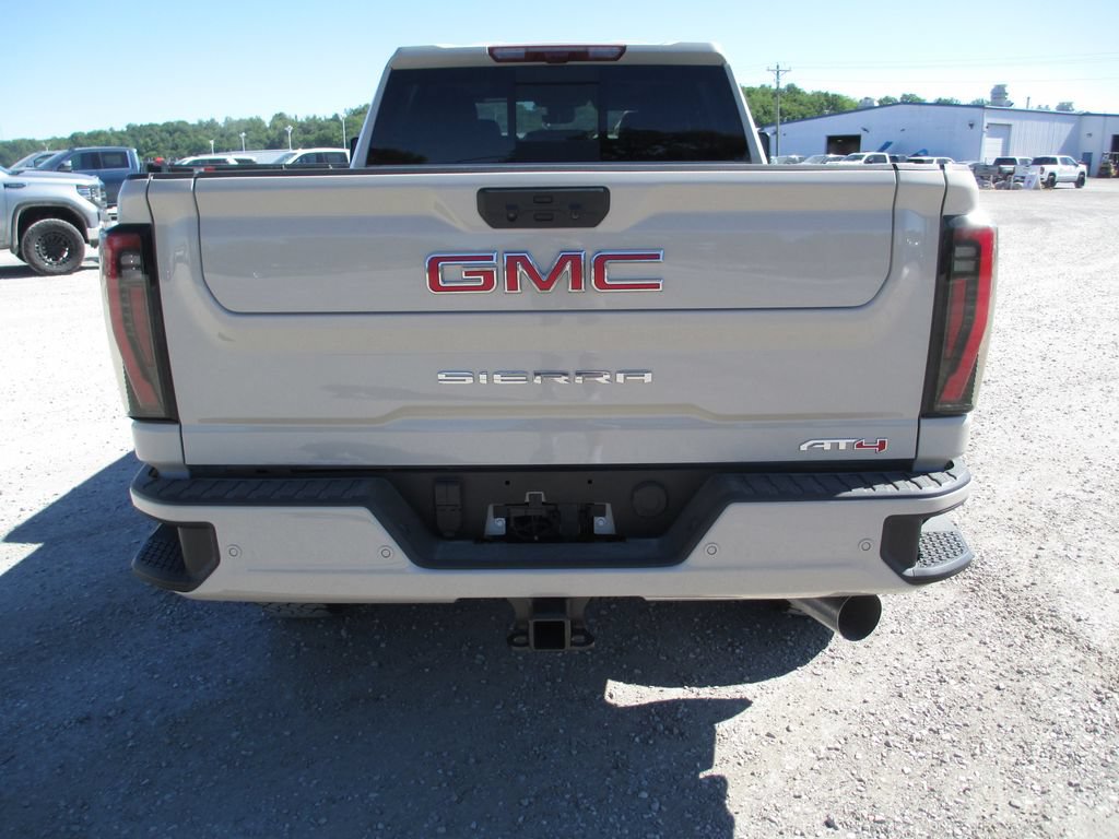 New 2026 GMC Sierra 2500 AT4 w/ AT4 Premium Plus Package AWD/4WD image 6