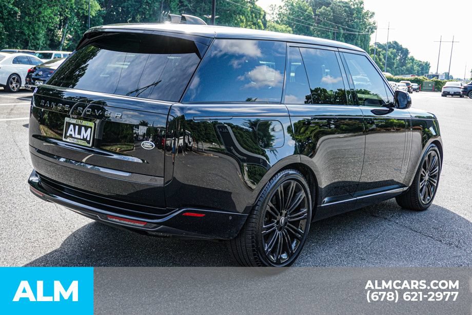 Used 2023 Land Rover Range Rover SE AWD/4WD image 6