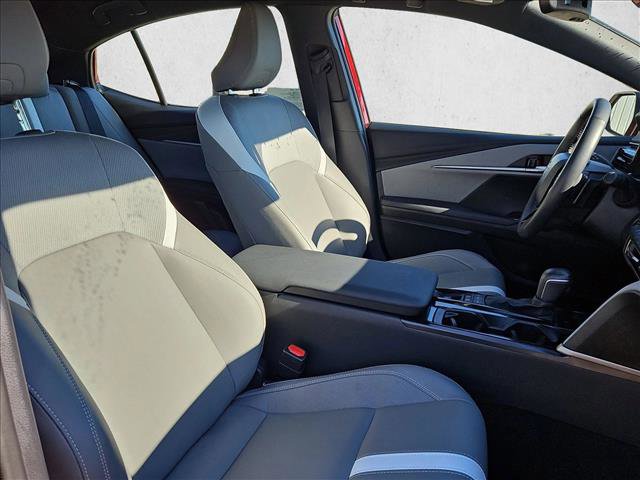 Used 2025 Toyota Camry SE image 19