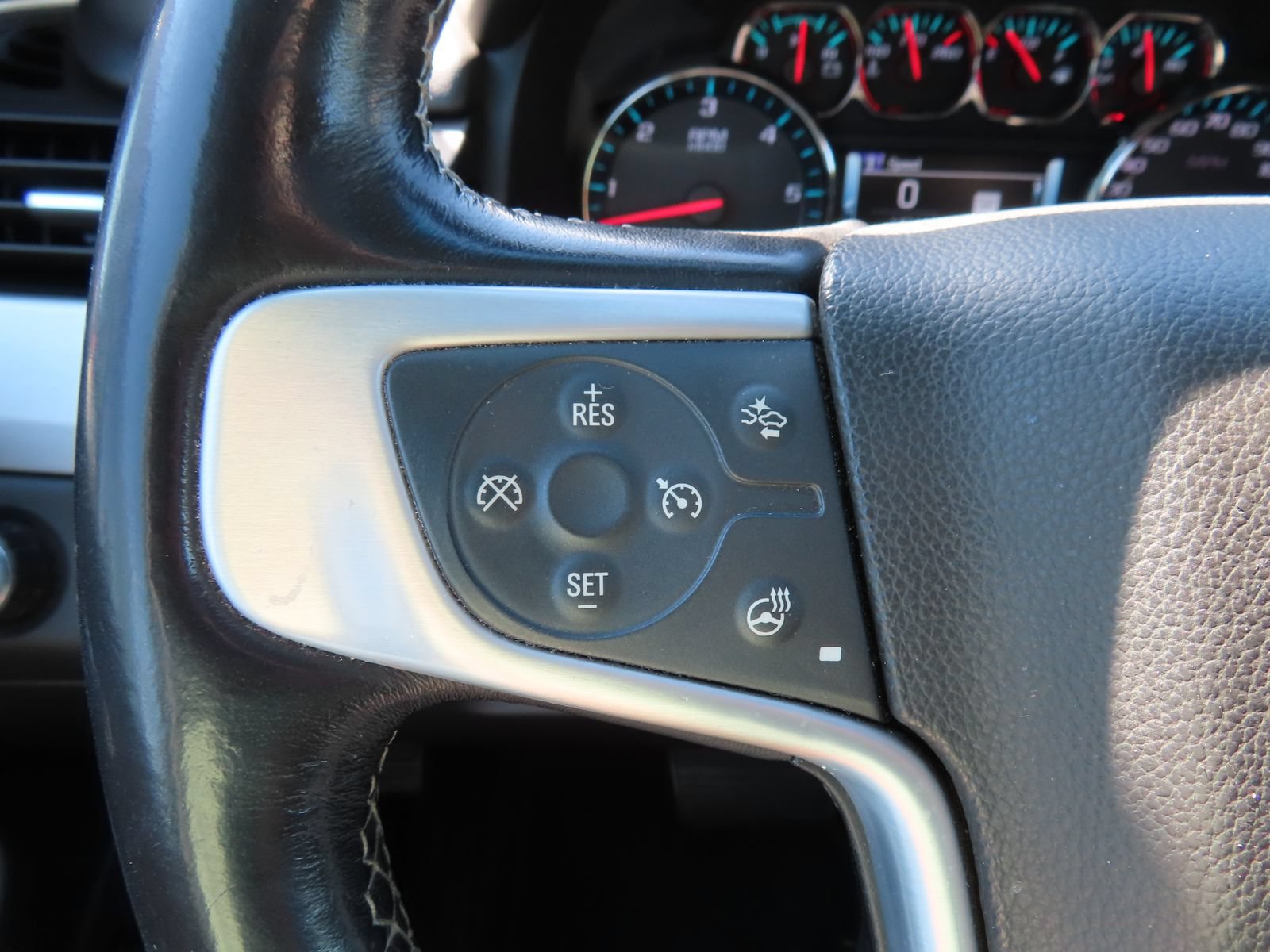 Used 2020 GMC Yukon XL SLT w/ Premium Edition AWD/4WD image 20