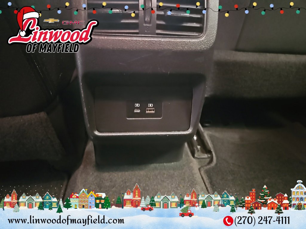 Used 2023 Nissan Rogue SV image 13