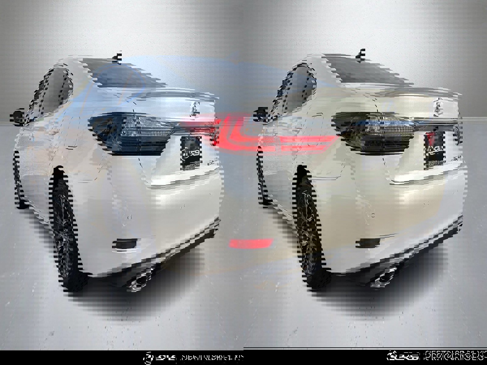 Used 2016 Lexus ES 350 image 4