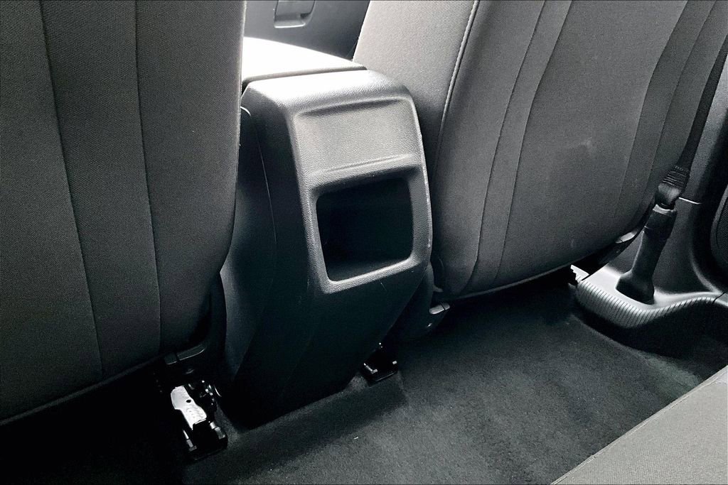 Used 2025 Chevrolet Trax LS image 33