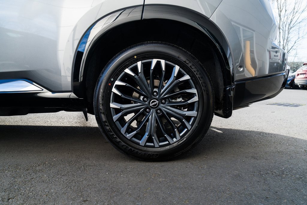 New 2026 Nissan Rogue Platinum image 7