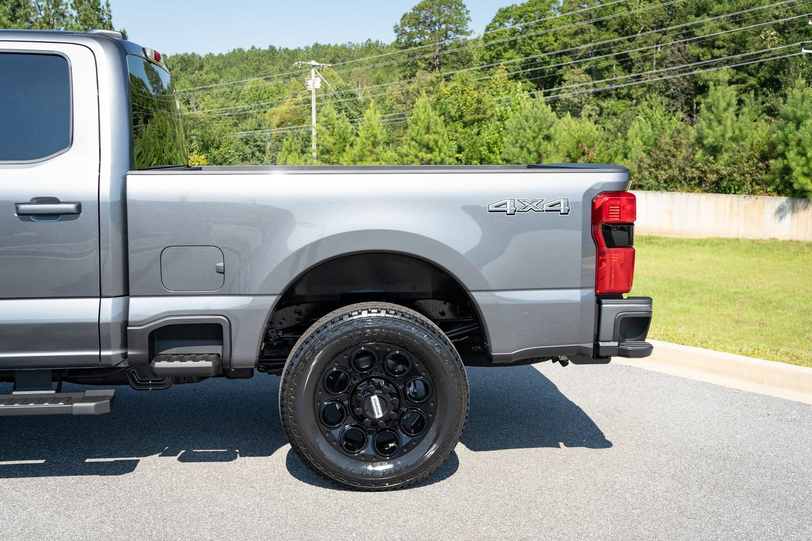 New 2027 Ford F250 XLT w/ XLT Premium Package AWD/4WD image 6