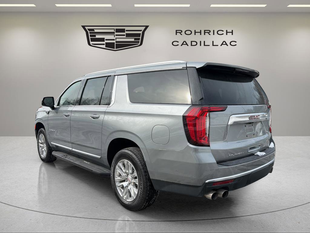 Used 2024 GMC Yukon XL Denali w/ Advanced Technology Package image 8