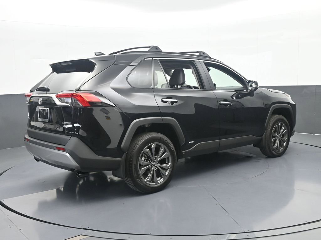 Used 2025 Toyota RAV4 Limited w/ Advanced Technology Package AWD/4WD image 6