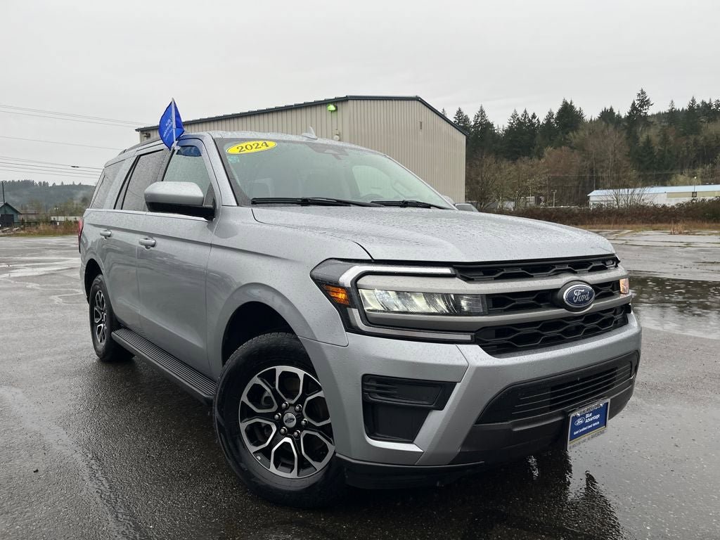 Used 2024 Ford Expedition XLT image 9