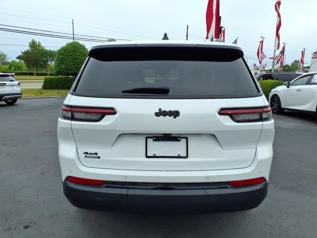 Used 2025 Jeep Grand Cherokee L Altitude AWD/4WD image 2