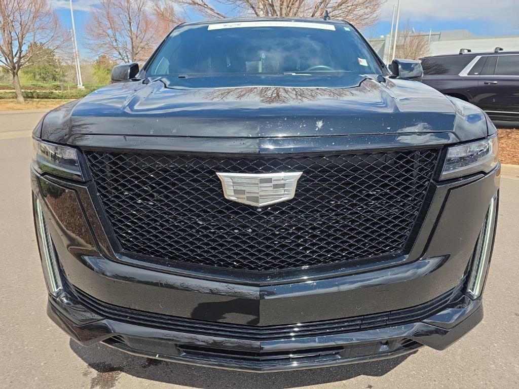 Used 2022 Cadillac Escalade Sport Platinum w/ LPO, ONYX Package image 9