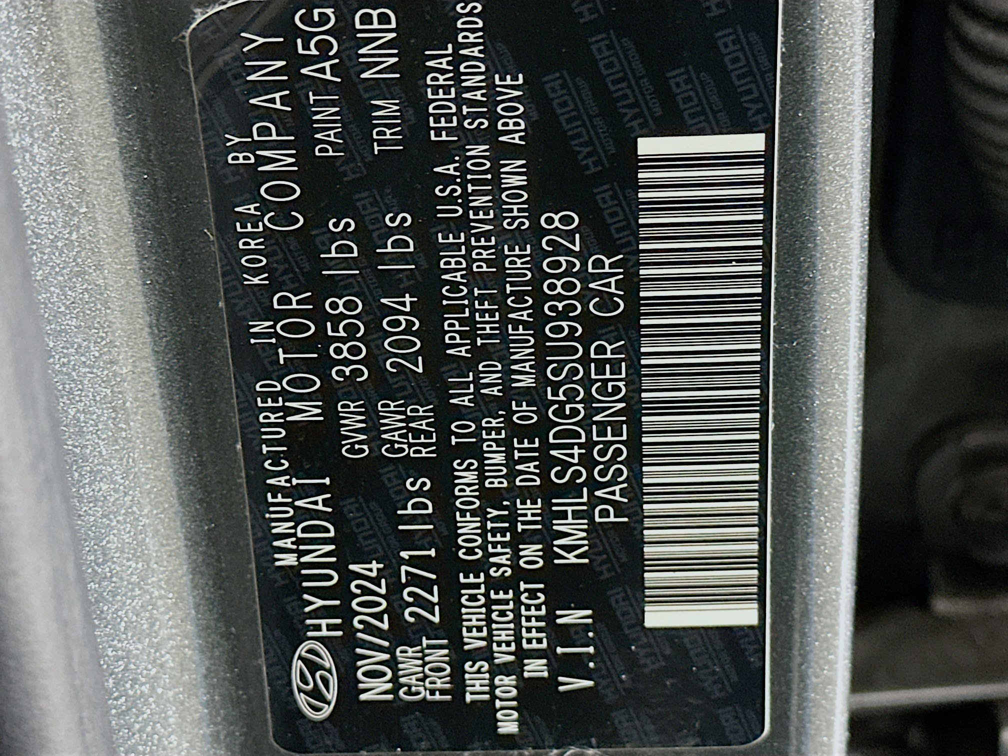 Used 2025 Hyundai Elantra SEL image 12