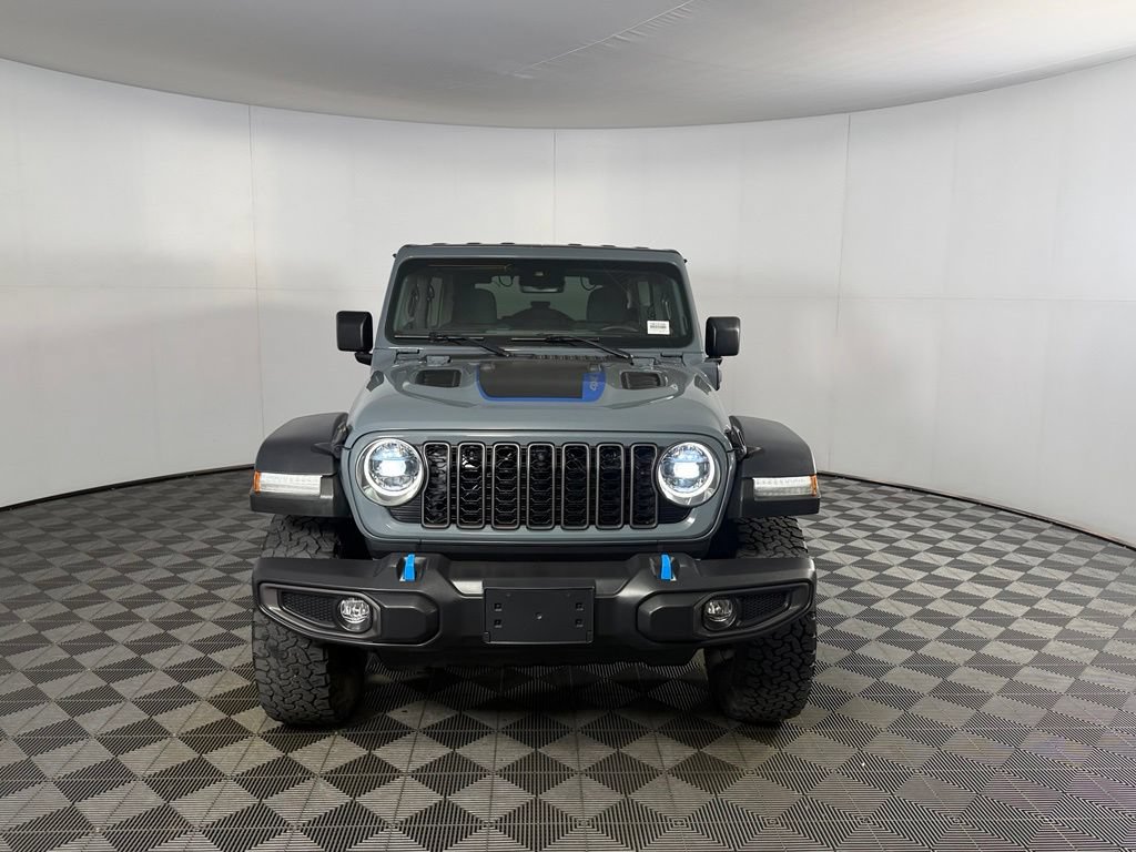 Used 2024 Jeep Wrangler Unlimited Rubicon 4xe w/ Technology Group AWD/4WD image 5