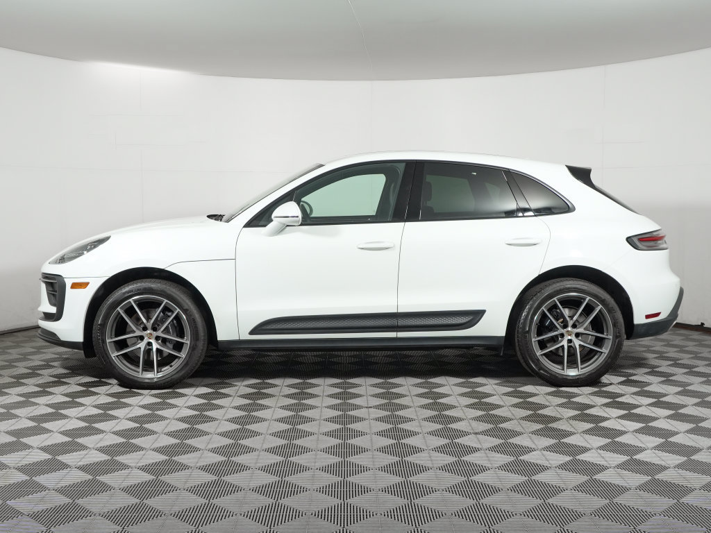 Certified 2023 Porsche Macan Turbo AWD/4WD image 2