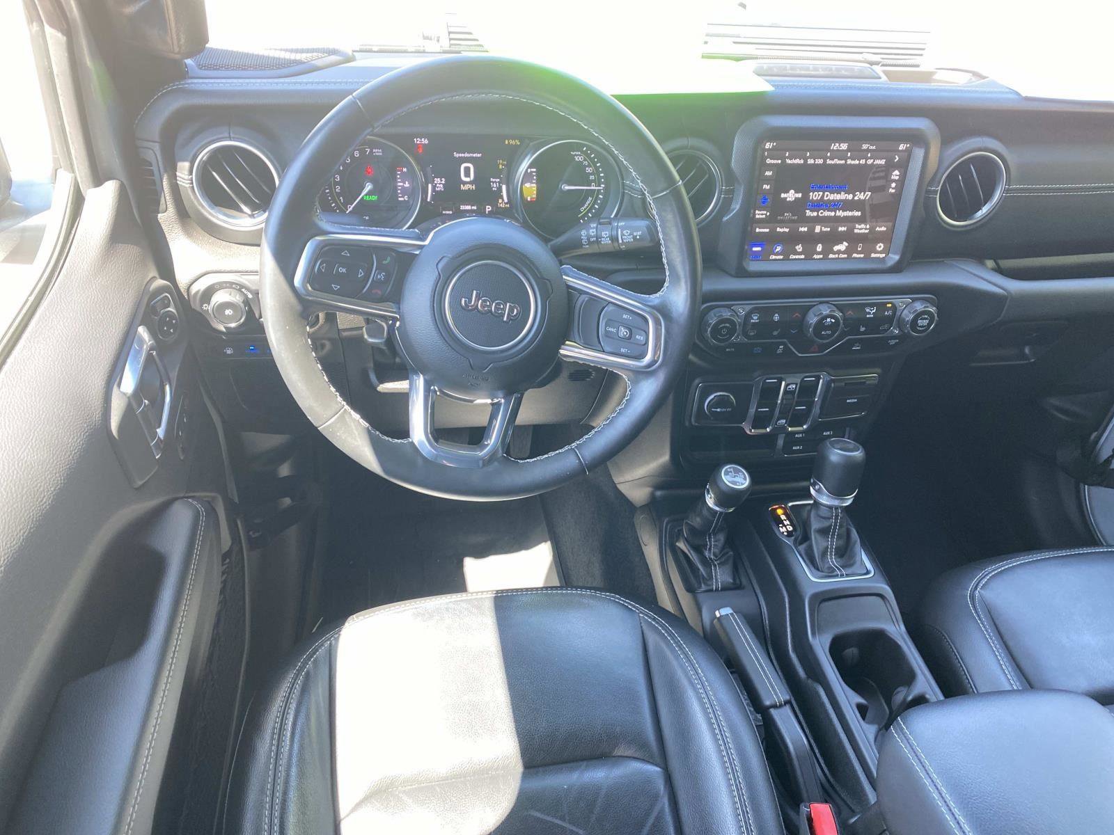 Used 2023 Jeep Wrangler Sahara w/ Cold Weather Group image 19