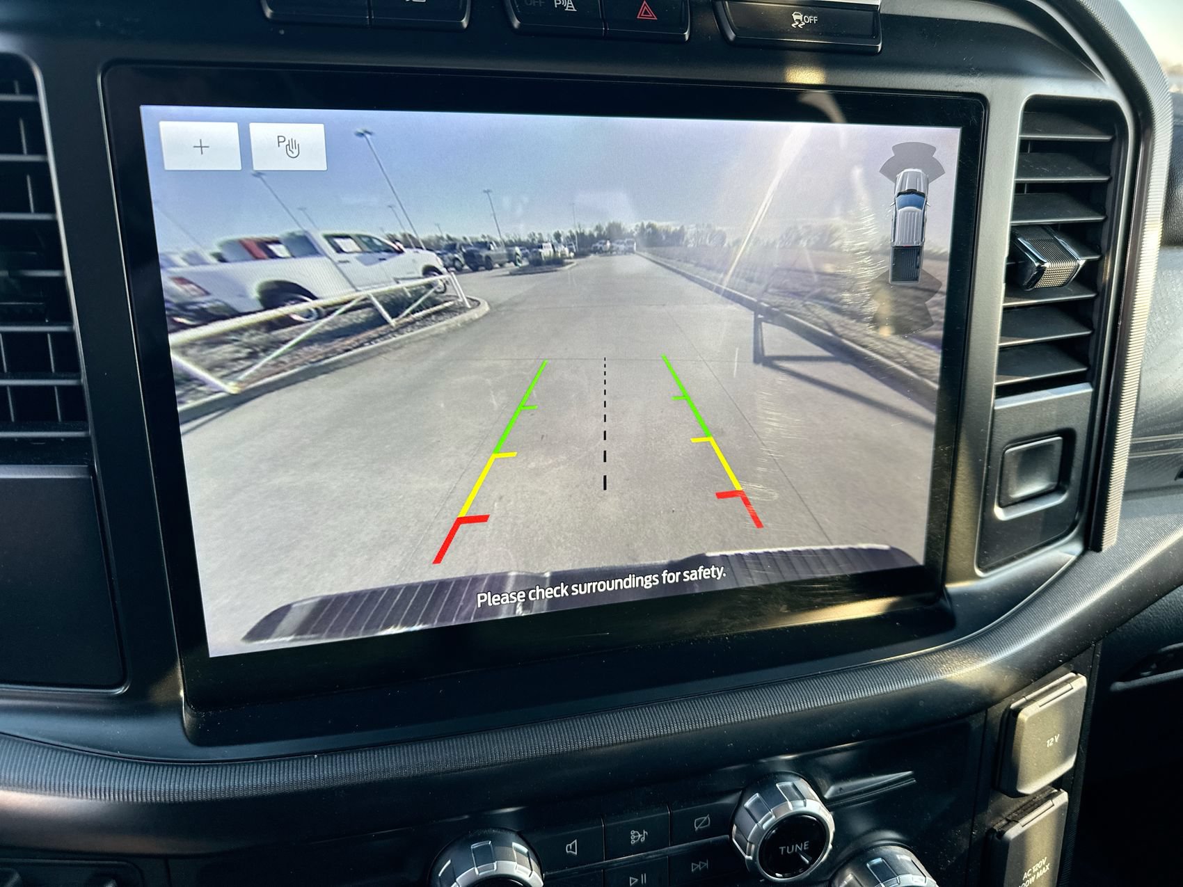 Used 2023 Ford F150 Platinum RWD image 17