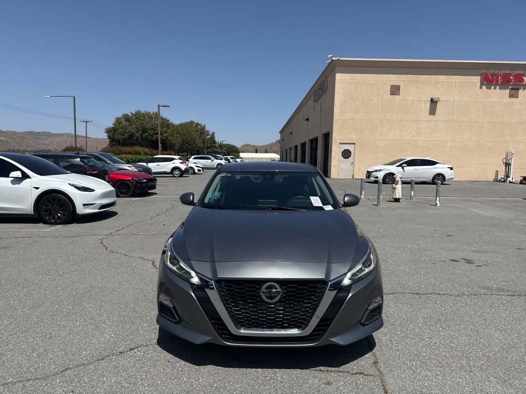 Used 2022 Nissan Altima 2.5 SV FWD image 3