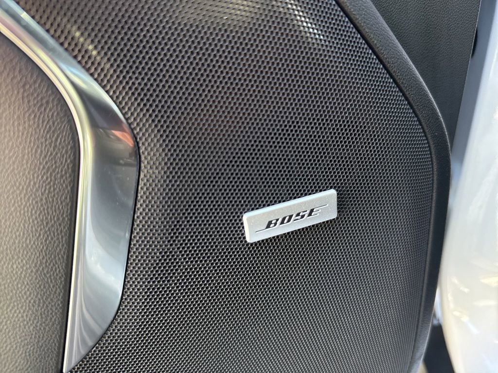 Used 2023 GMC Yukon AT4 w/ LPO, Floor Liner Package AWD/4WD image 17