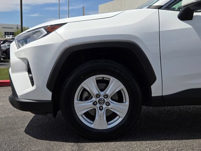 Used 2021 Toyota RAV4 XLE AWD/4WD image 8