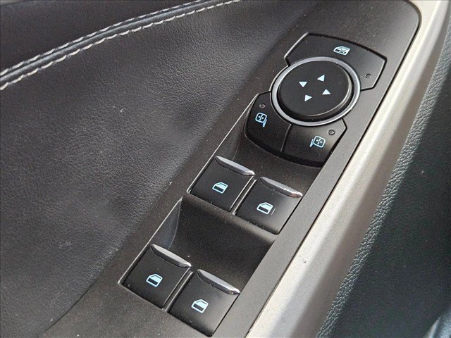 Used 2023 Ford Explorer XLT w/ Equipment Group 202A AWD/4WD image 26