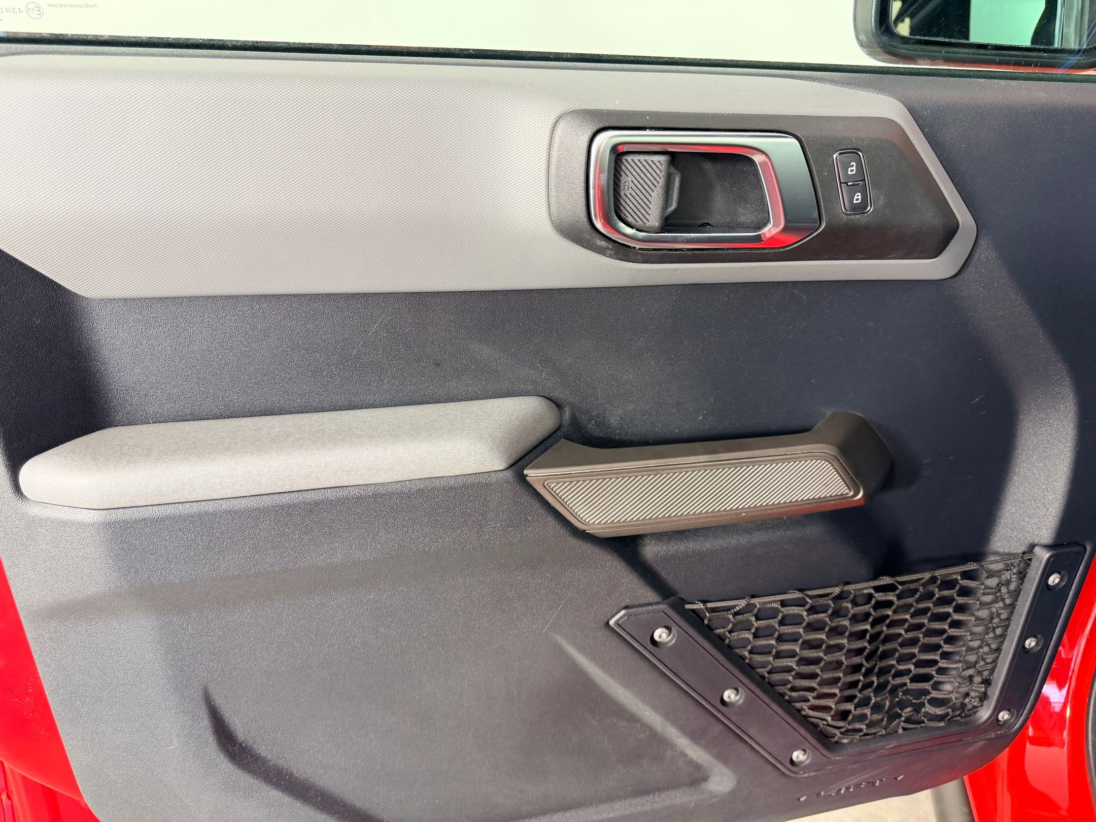 Used 2022 Ford Bronco Black Diamond image 12