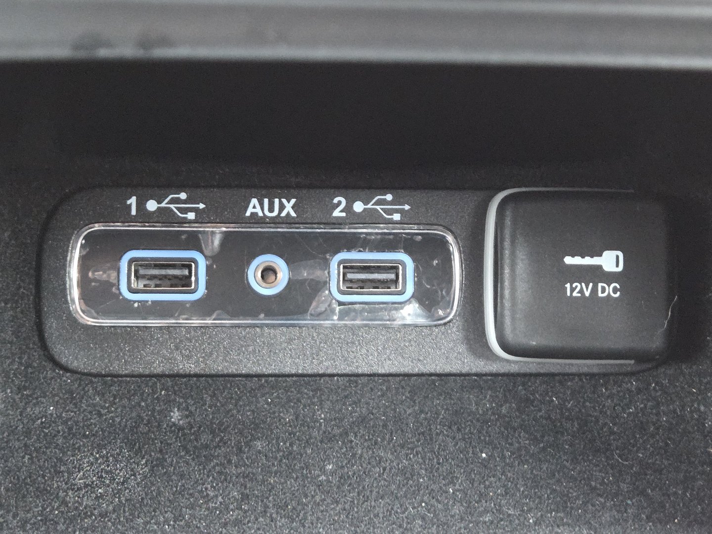 Used 2019 Jeep Grand Cherokee Altitude AWD/4WD image 6