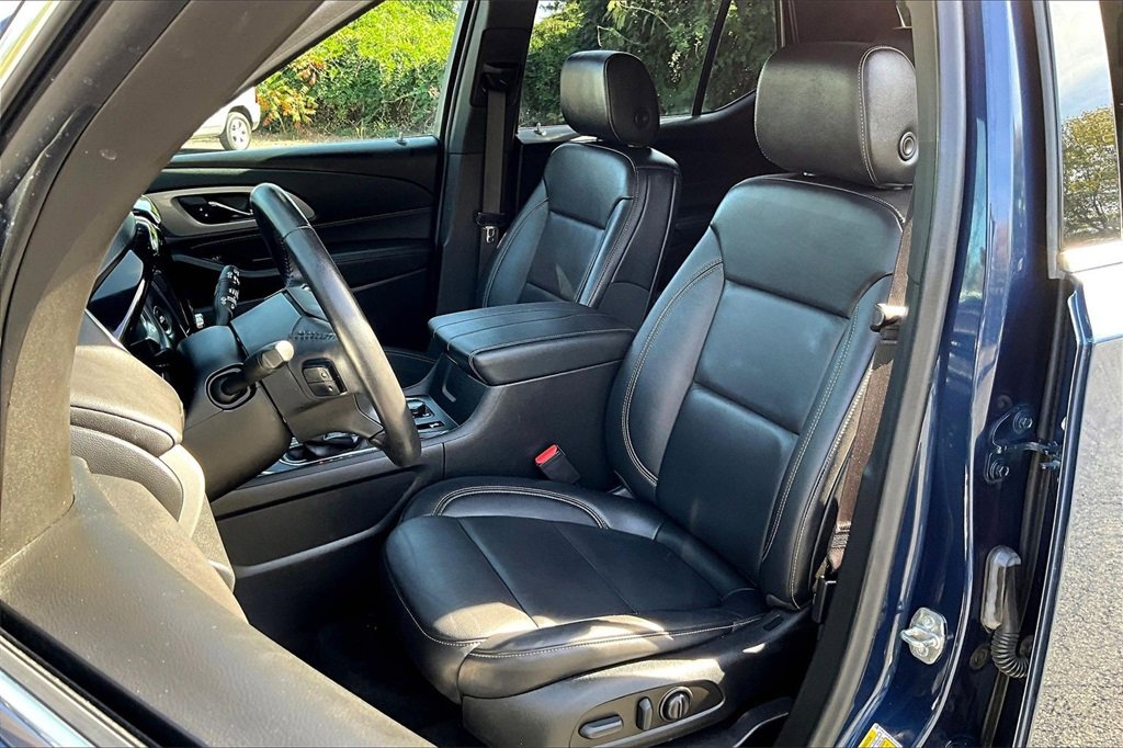 Certified 2022 Chevrolet Traverse LT image 19