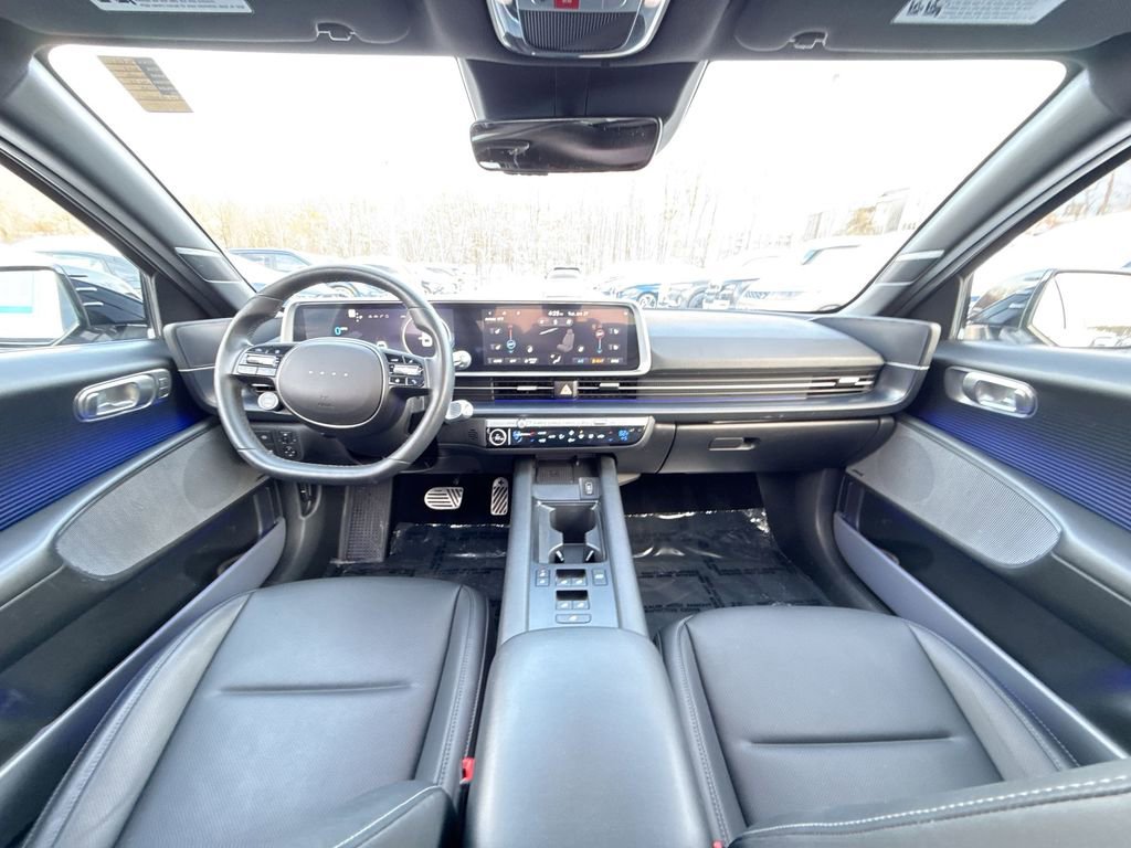 Used 2023 Hyundai Ioniq 6 Limited image 23