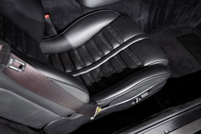 Used 2000 Ferrari 550 Maranello Coupe RWD image 49