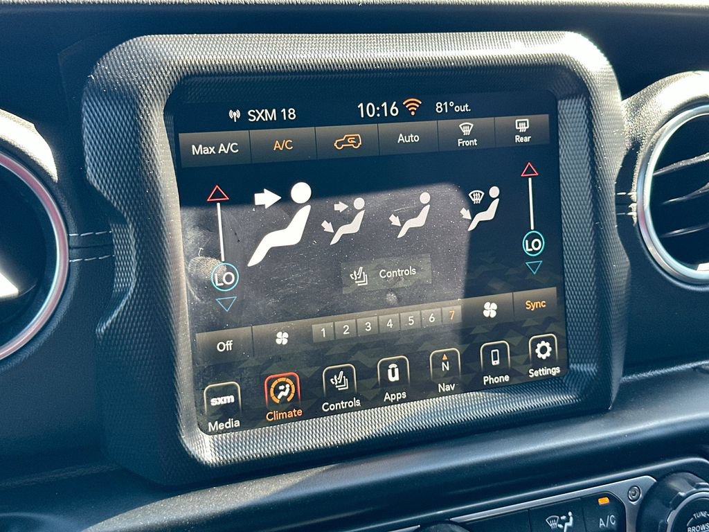 Used 2022 Jeep Wrangler Unlimited Sahara w/ Cold Weather Group AWD/4WD image 15