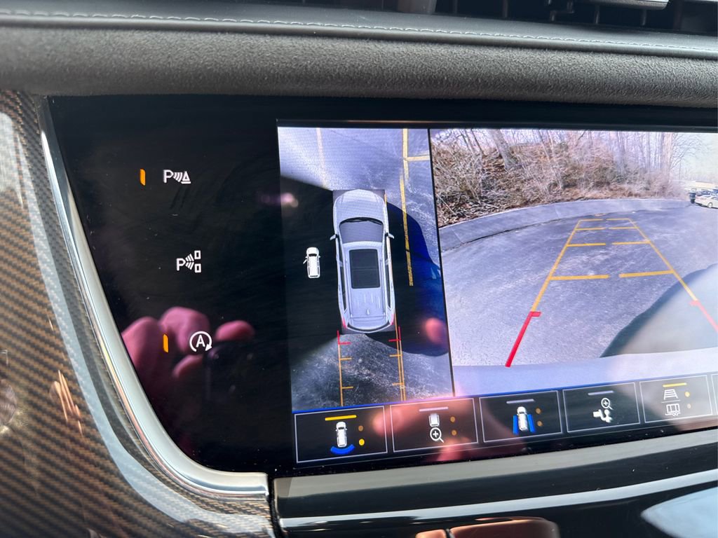 Used 2023 Cadillac XT6 Sport w/ Platinum Package image 35