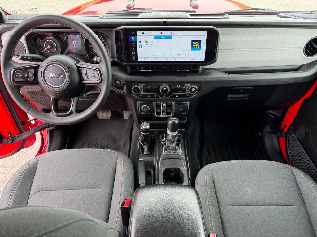 Used 2024 Jeep Wrangler Unlimited Sport AWD/4WD image 4