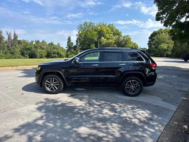 Used 2018 Jeep Grand Cherokee Limited AWD/4WD image 4