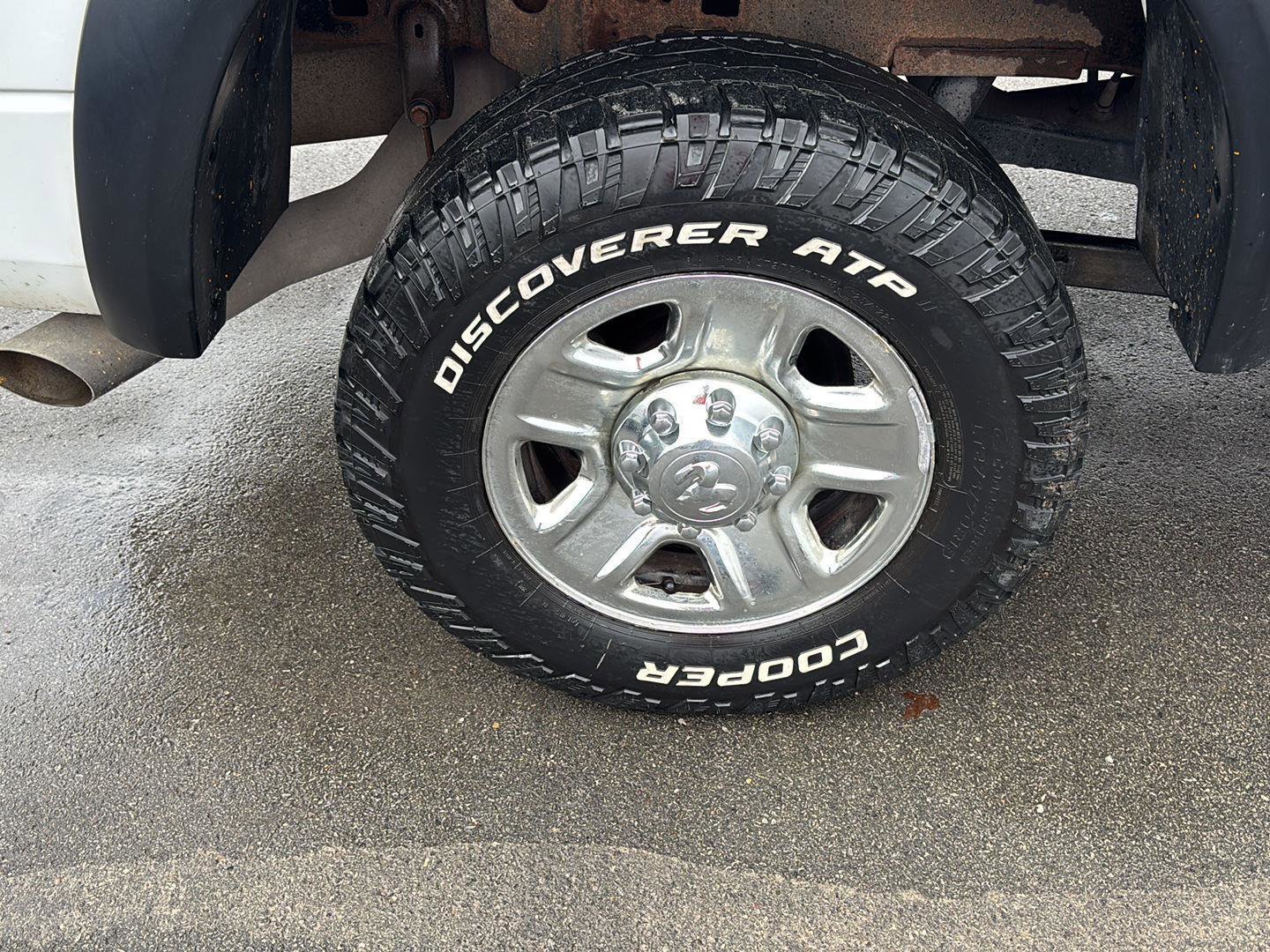 Used 2018 RAM 2500 Tradesman w/ Chrome Appearance Group image 13
